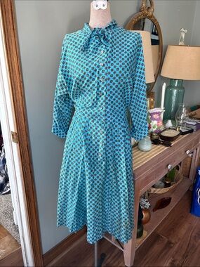 VINTAGE 60/70s Turquoise Floral Tie-Neck Midi Dress